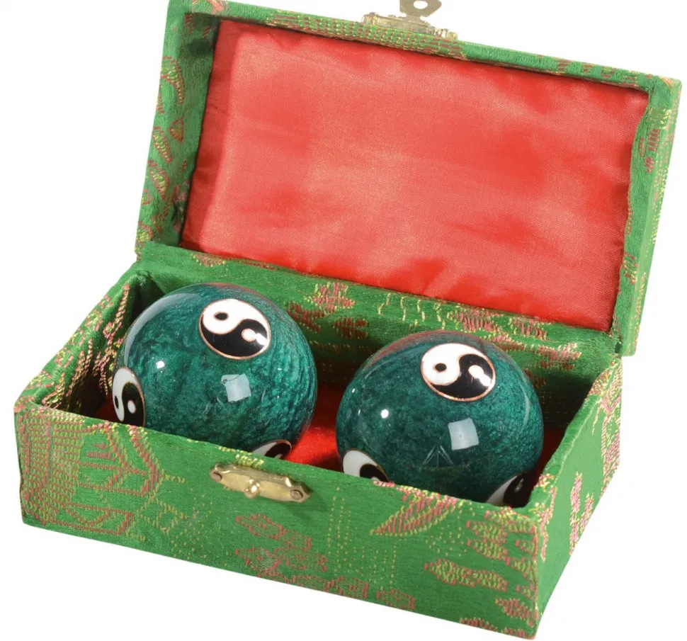 Chinesische Kugeln, emailliert, mit Yin Yang und Klang